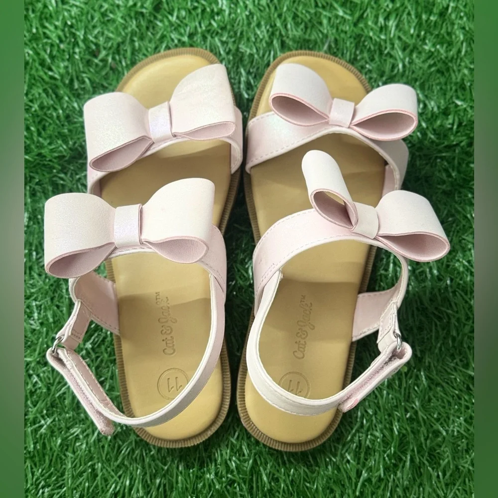 Can and Jack Pink Bow Kids Sandals‎ Size 11